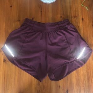 Lululemon shorts size 4
